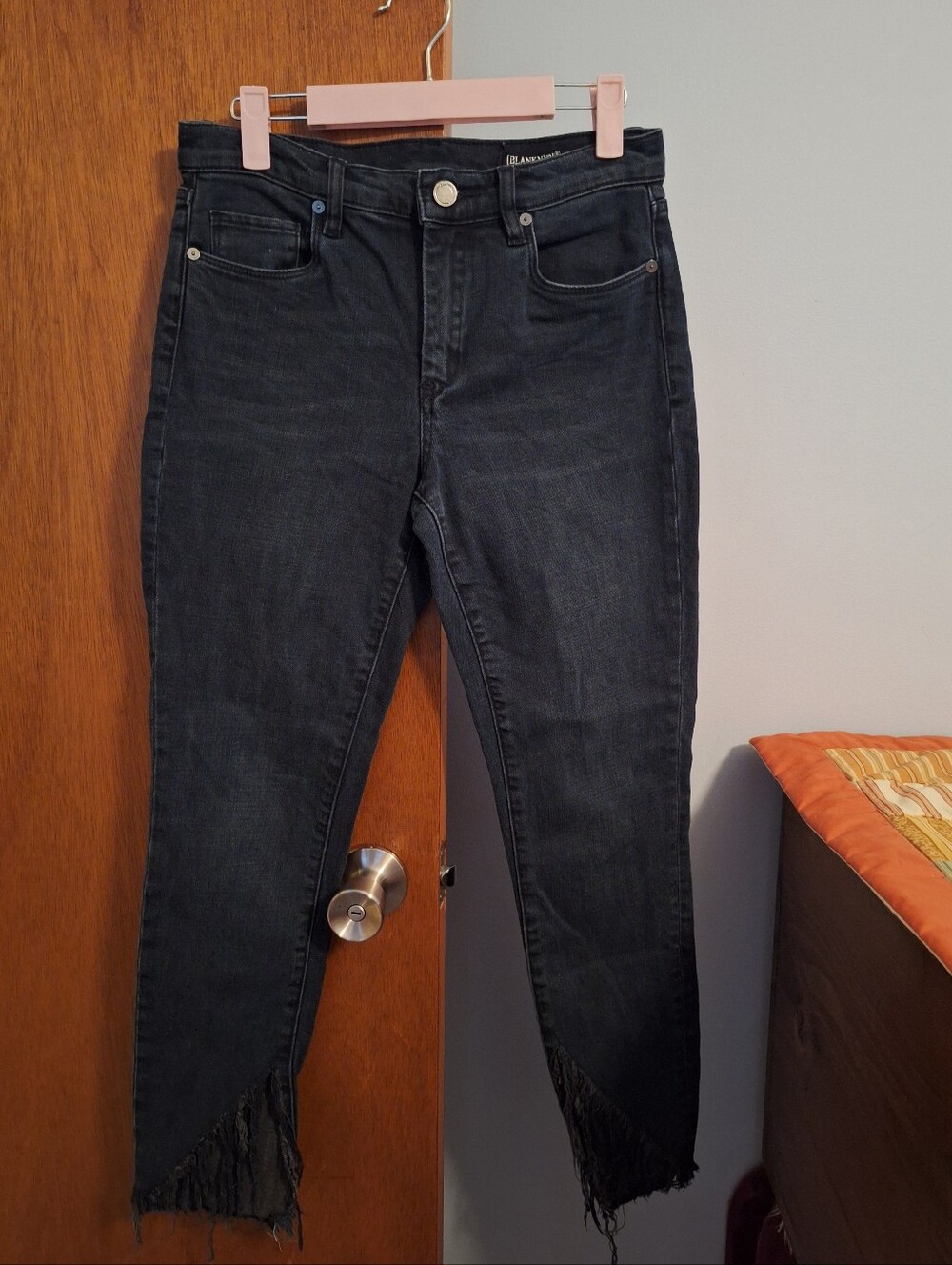 Blank NYC 'The Bond' Black Skinny Jeans with Fringed Hem Women's Size 27